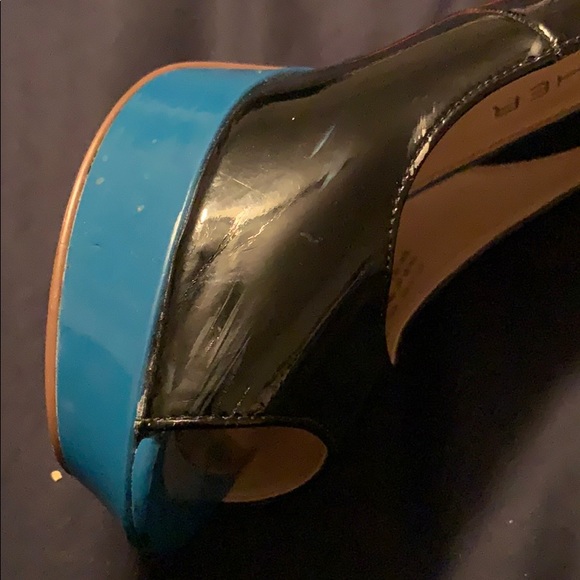 Marc Fisher Platform Patent Leather Shoes - Picture 4 of 5